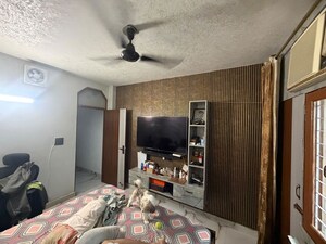 Bedroom in 3 BHK Builder Floor at Malviya Nagar – for Rent