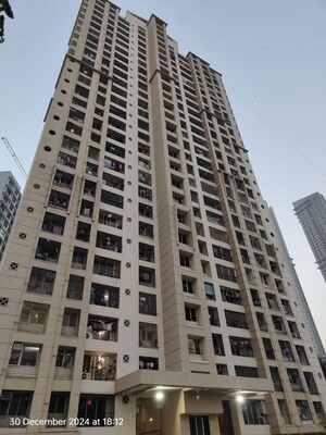 1 BHK Apartment For Rent in Agarwal Trinity Towers, Malad West