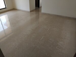 Room in 2 BHK Apartment at Andheri West – for Rent