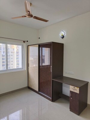 Room in 3 BHK Apartment at Mantri Serenity, Kanakapura Road – for Rent