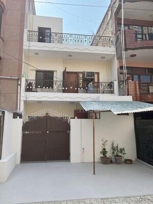 4 BHK Independent House For Sale in Rajendra Nagar Sector 2