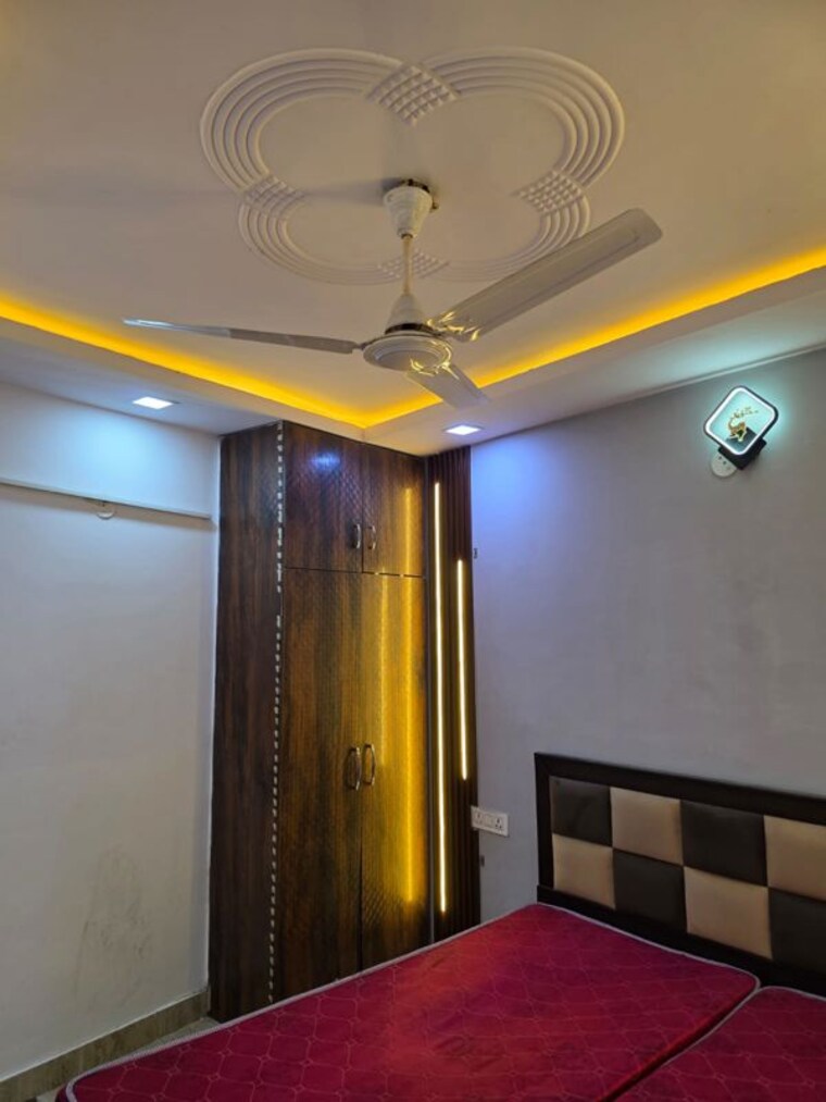 Bedroom, freedom fighters enclave 1 Bedroom 500 Sq.Ft. Apartment In Freedom Fighters Enclave Delhi 10701237