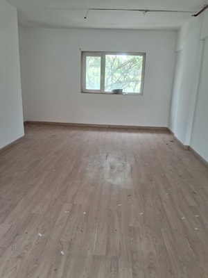 Room in  Office Space at Naiknavare Seasons Business Square, Aundh – for Rent