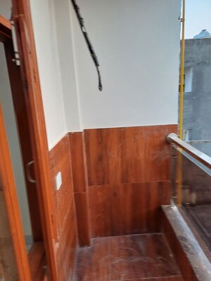 Furnished Amenities in 3.5 BHK Independent House at Palla – for Sale