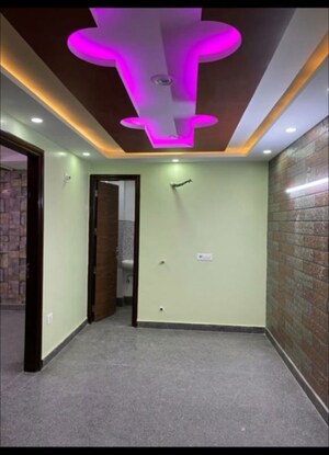 Room in 2 BHK Builder Floor at Rama Park – for Rent