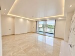 4 BHK +  300 Sq.Yd. Builder Floor in Shanti Kunj