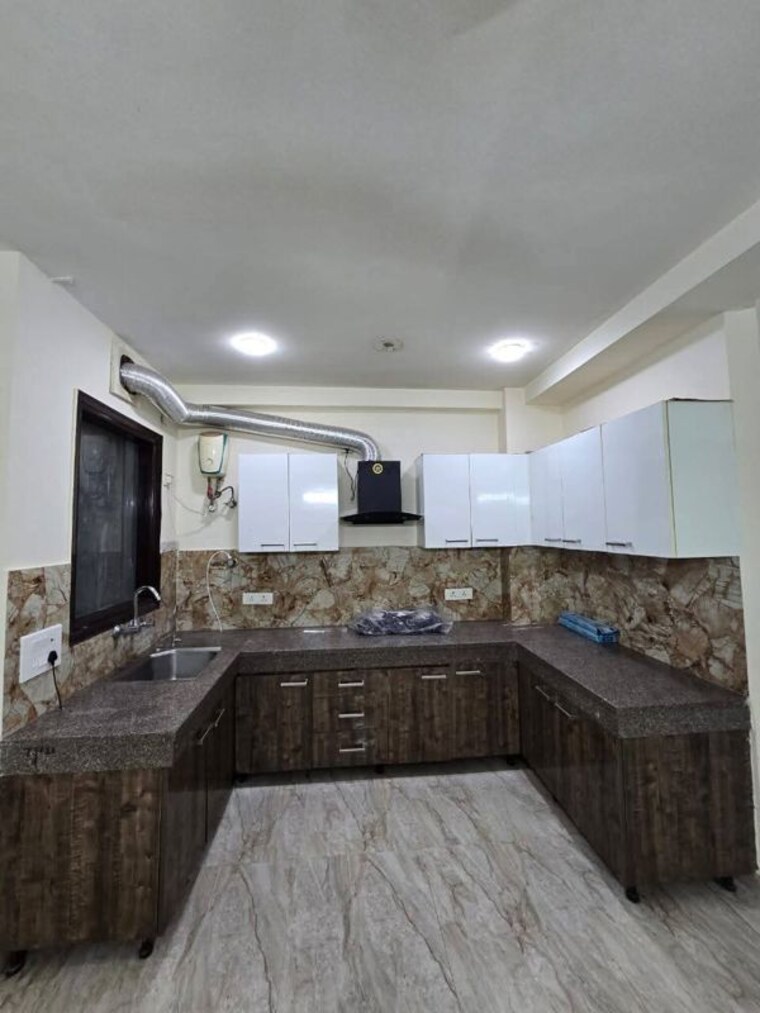 Kitchen, sushant lok i 2 Bedroom 1400 Sq.Ft. Builder Floor In Sushant Lok I Gurgaon 10701274