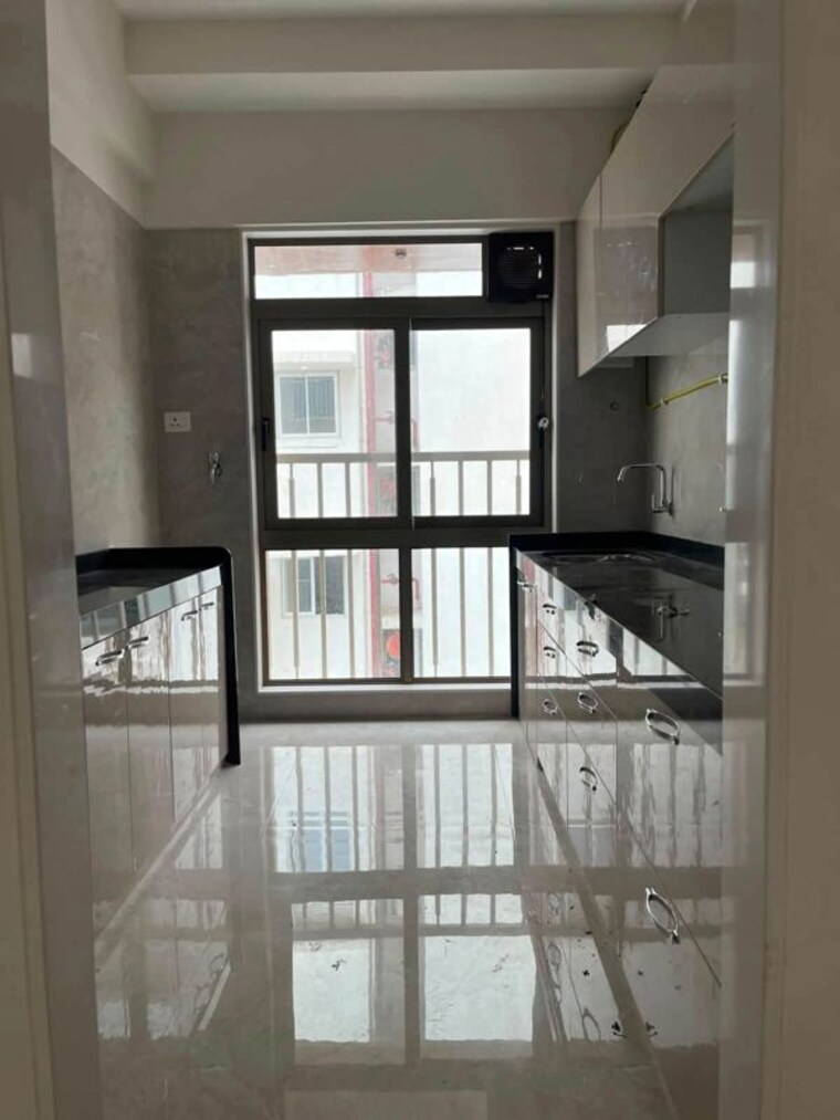 Kitchen, crystal-hitendra-dhamm-shabha-chs 2 Bedroom 648 Sq.Ft. Apartment In Goregaon West Mumbai 10701282
