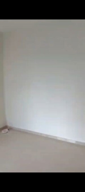 Room in 2 BHK Builder Floor at Dosti West County, Balkum Pada – for Rent