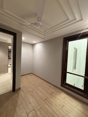 Room in 4 BHK Builder Floor at Greater Kailash I – for Sale