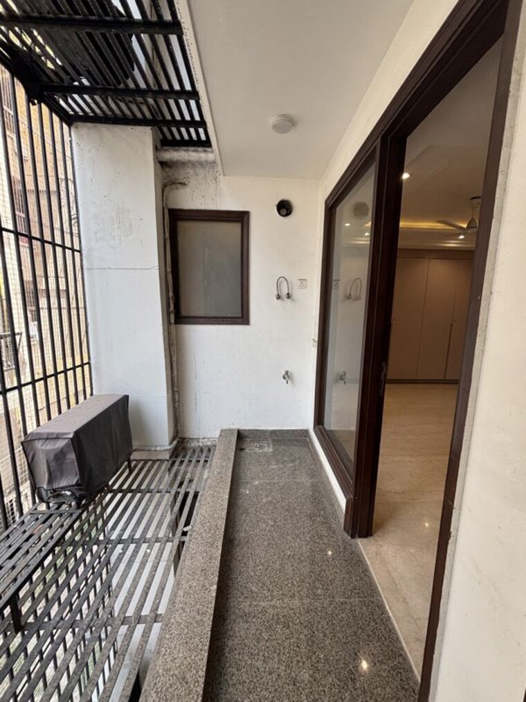 Kitchen, greater kailash i 4 Bedroom 2430 Sq.Ft. Builder Floor In Greater Kailash I Delhi 10701306