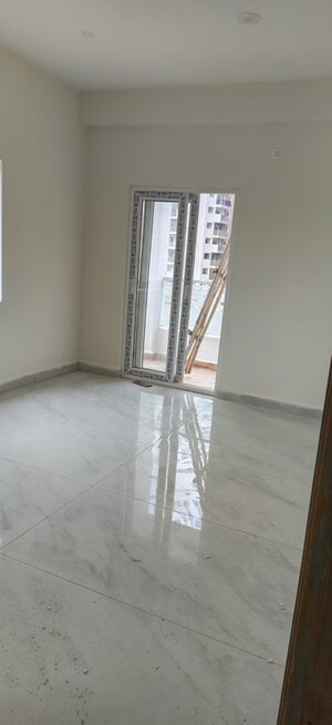 Furnished Amenities in 3 BHK Apartment at Manchirevula – for Sale