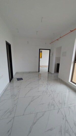 2 BHK Apartment For Rent in Raymond Ten X Habitat, Pokhran Road No Two