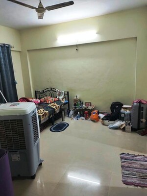 Team Area in 2 BHK Apartment at Sollanaa Apartment, Thergaon – for Sale