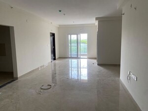 Room in 3 BHK Apartment at Bollineni Bion, Kothaguda – for Rent