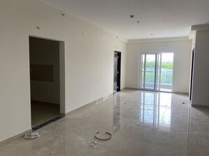 Room in 3 BHK Apartment at Bollineni Bion, Kothaguda – for Rent