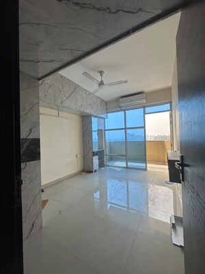 Room in 2 BHK Apartment at Pyramid Urban Homes 3, Sector 67a – for Rent