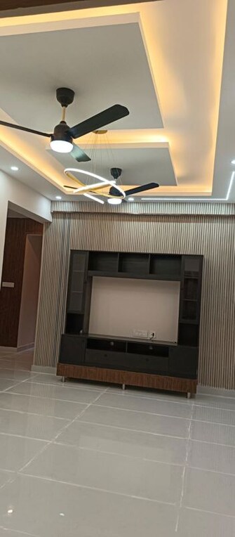 2 BHK Apartment For Rent in SLV Icon in Yelahanka, Bangalore