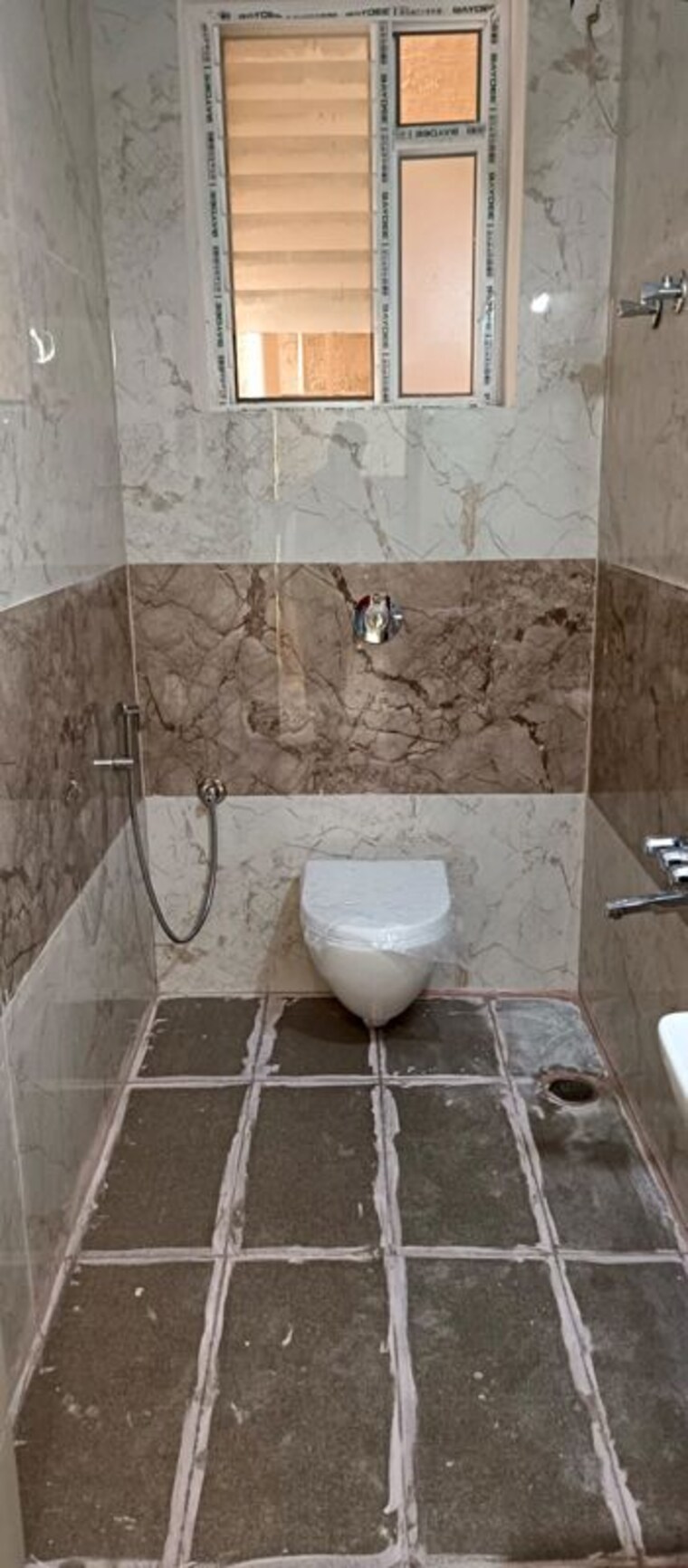 Bathroom, slv-icon 2 Bedroom 925 Sq.Ft. Apartment In Yelahanka Bangalore 10701334