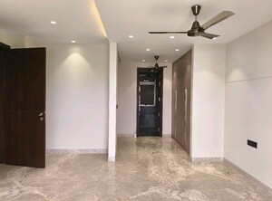 Hall in 3 BHK Builder Floor at Dlf City Phase 3 – for Rent