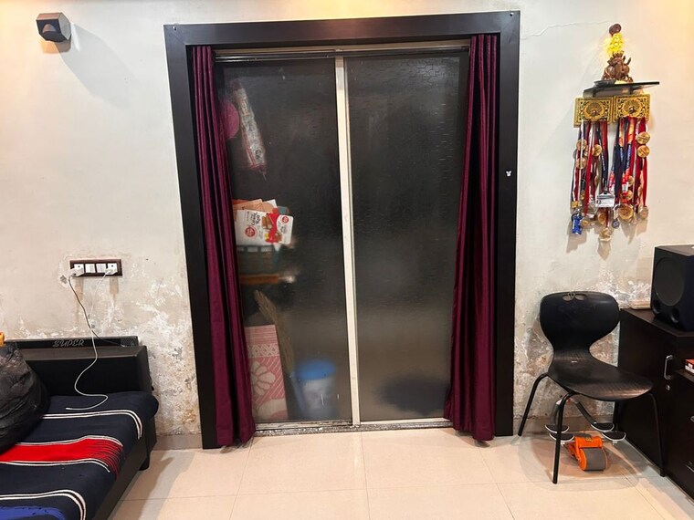 Hall, sushruth-residency 1 Bedroom 580 Sq.Ft. Apartment In Narhe Pune 10701360