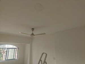 Furnished Amenities in 2 BHK Apartment at Sea Breeze Tower, Nerul – for Rent