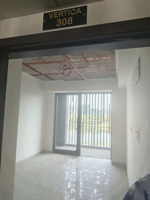 Room in  Office Space at GSV Vertica, Kharadi – for Rent