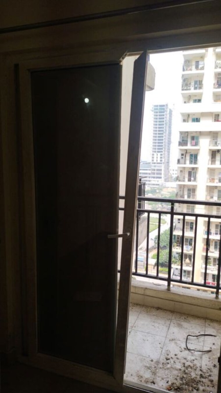 Balcony, ajnara-le-garden 2.5 Bedroom 1245 Sq.Ft. Apartment In Sector 16b Greater Noida Greater Noida 10701373