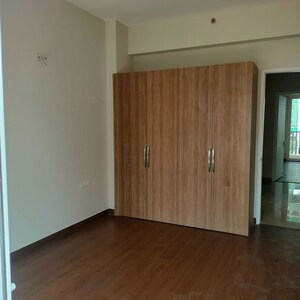 Room in 4 BHK Apartment at Mapsko The Icon 79, Sector 79 – for Sale