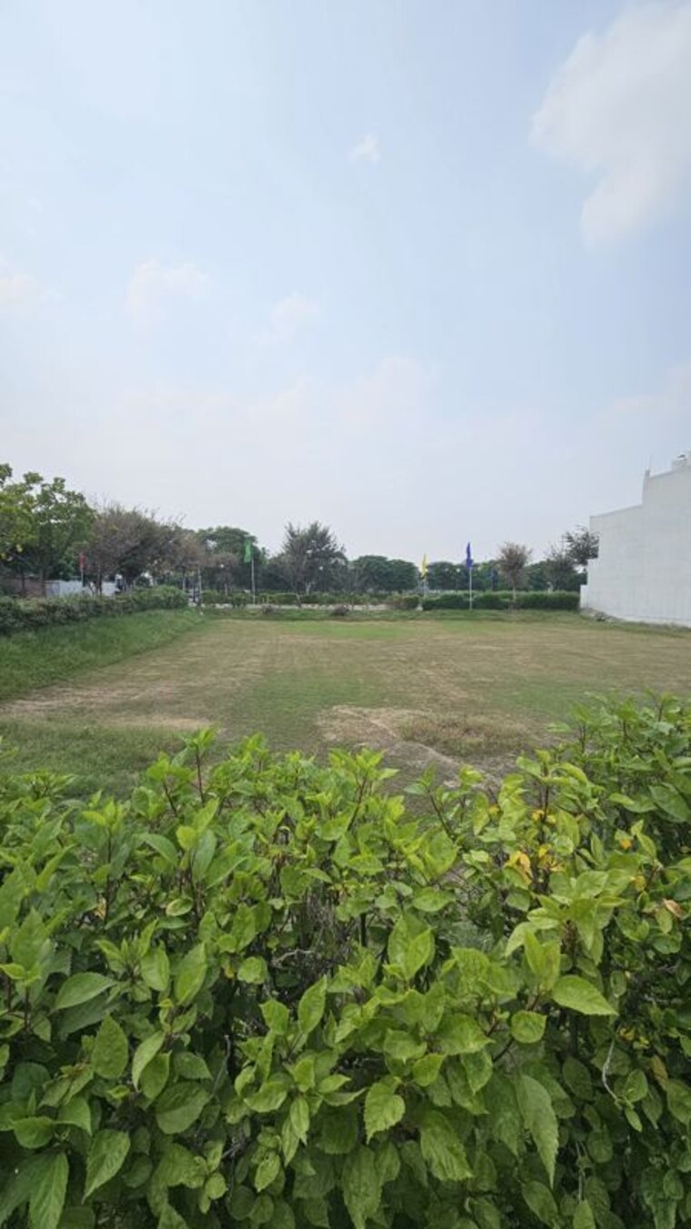 undefined, soha-neal-city  154 Sq.Yd. Plot In Sector 98 Faridabad 10701406