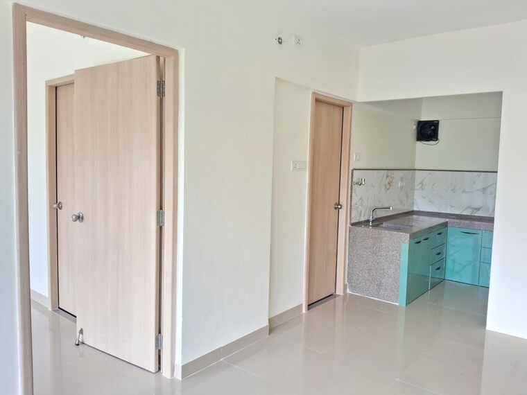 Room, kumar-parc-residences 1 Bedroom 500 Sq.Ft. Apartment In Hadapsar Pune 10701414