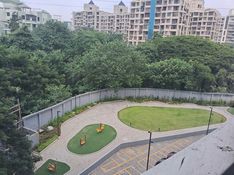Garden, kumar-parc-residences 1 Bedroom 500 Sq.Ft. Apartment In Hadapsar Pune 10701414