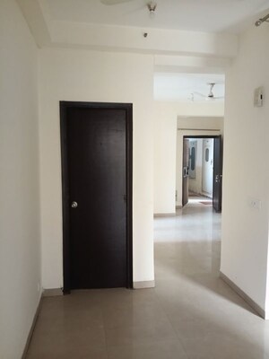 Room in 3 BHK Apartment at Mahagun My Woods, Sector 16c Greater Noida – for Sale