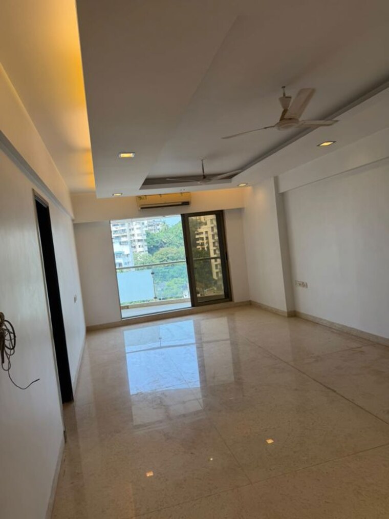 Room, bandra west 3 Bedroom 2000 Sq.Ft. Apartment In Bandra West Mumbai 10701437