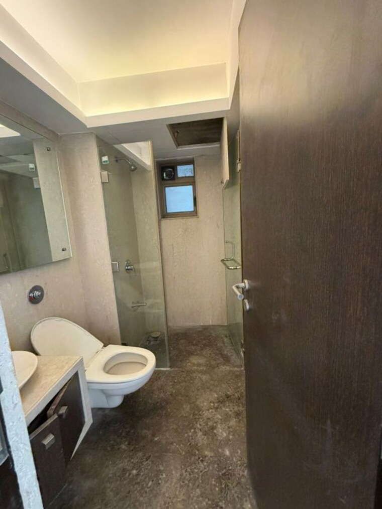 Bathroom, bandra west 3 Bedroom 2000 Sq.Ft. Apartment In Bandra West Mumbai 10701437