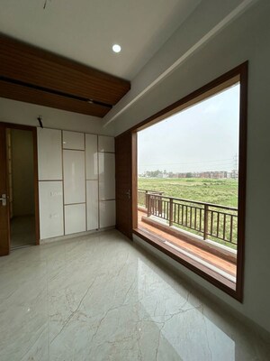 Room in 3 BHK Villa at Kharar Road – for Sale