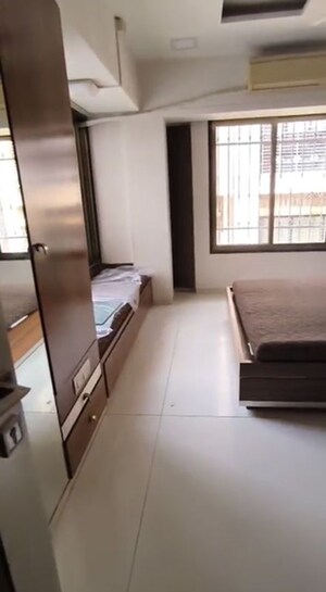 Bedroom in 3 BHK Apartment at Chembur – for Rent