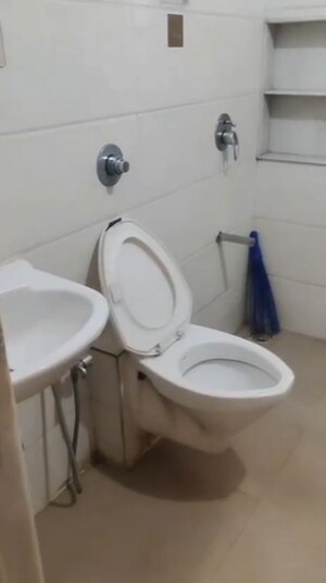 Bathroom in 2 BHK Apartment at Chembur – for Rent