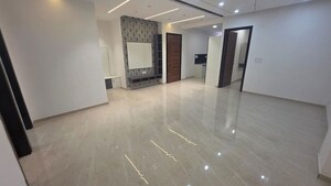 Room in 3.5 BHK Builder Floor at Pir Machalla – for Sale
