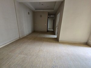 Living Room in 3 BHK Apartment at Mahagun Moderne, Sector 78 – for Sale
