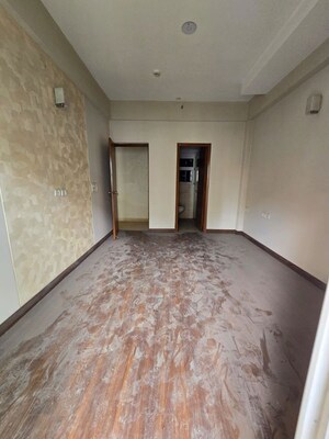 3 BHK Apartment For Sale in Mahagun Moderne, Sector 78