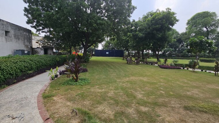 Garden, mansha-orchid  117 Sq.Yd. Plot In Sector 110 Faridabad 10701503