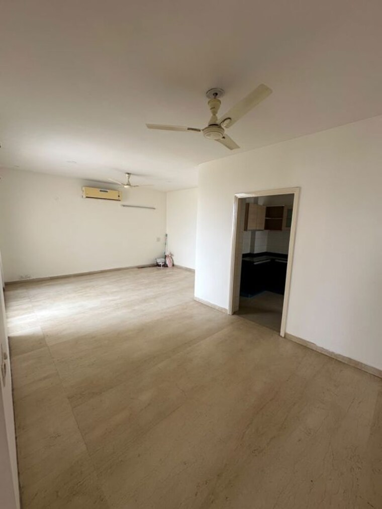 undefined, bestech-park-view-spa-next 3 Bedroom 1935 Sq.Ft. Apartment In Sector 67 Gurgaon 10701524
