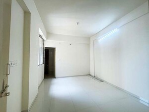 Room in 2 BHK Apartment at Nava Naroda – for Sale