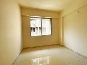 Room in 2 BHK Apartment at Nava Naroda – for Sale