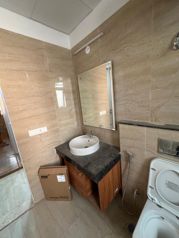 Bathroom, tata-gurgaon-gateway 3.5 Bedroom 2225 Sq.Ft. Apartment In Sector 112 Gurgaon 10701528