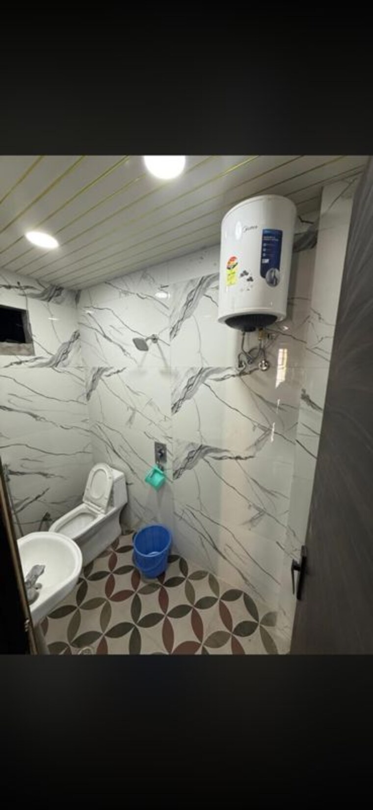 Bathroom, suraj kund Pg For Girls In Suraj Kund 10701588