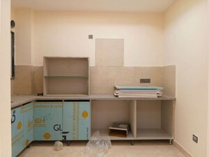 Furnished Amenities in 3 BHK Builder Floor at East Of Kailash – for Sale
