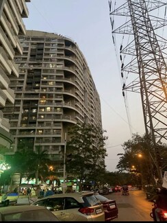 Office Space For Rent in Unique Poonam Estate Cluster 3
