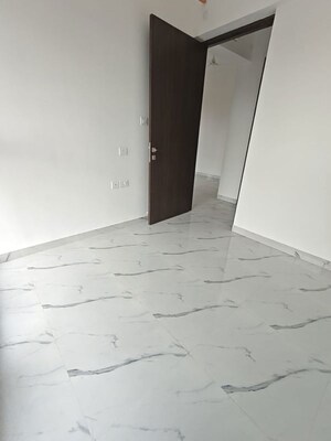 Room in 2 BHK Apartment at Raymond Ten X Habitat, Pokhran Road No Two – for Sale